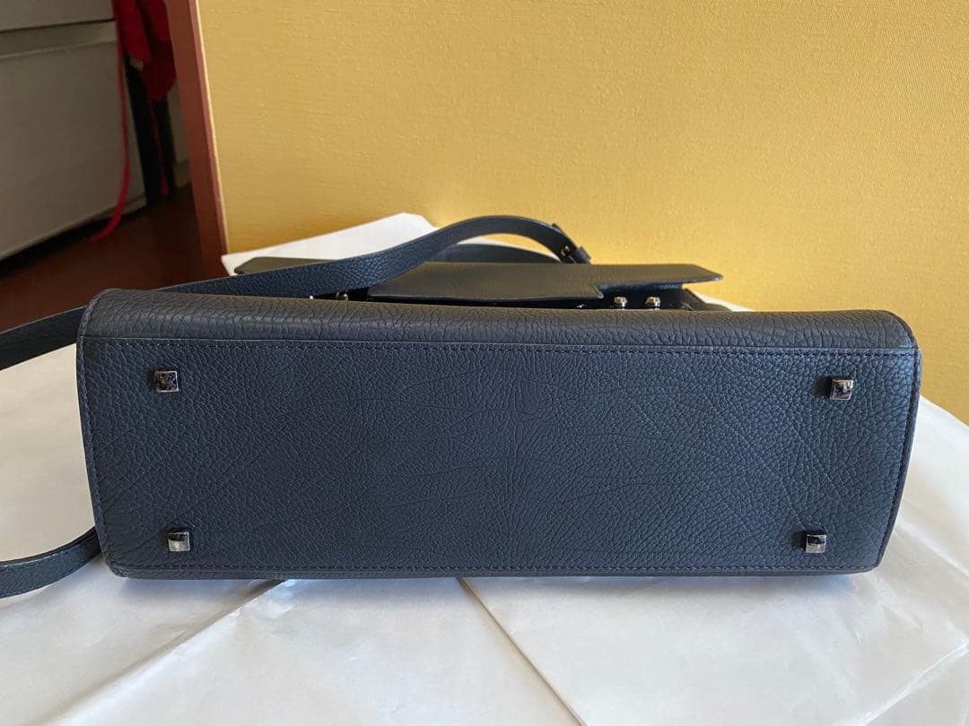 ☆数回使用 DELVAUXデルボー タンペートGMクリスピーカーフ - メルカリ