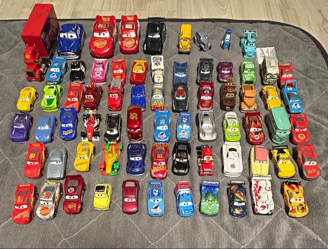 カーズ トミカ まとめ売り