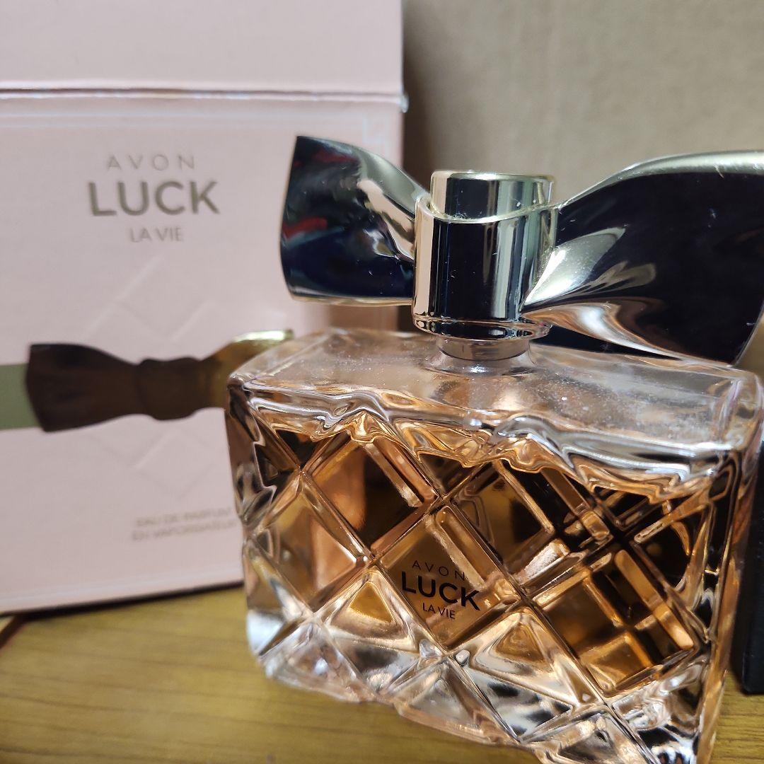 AVON LUCK LA VIE 香水(女性用)