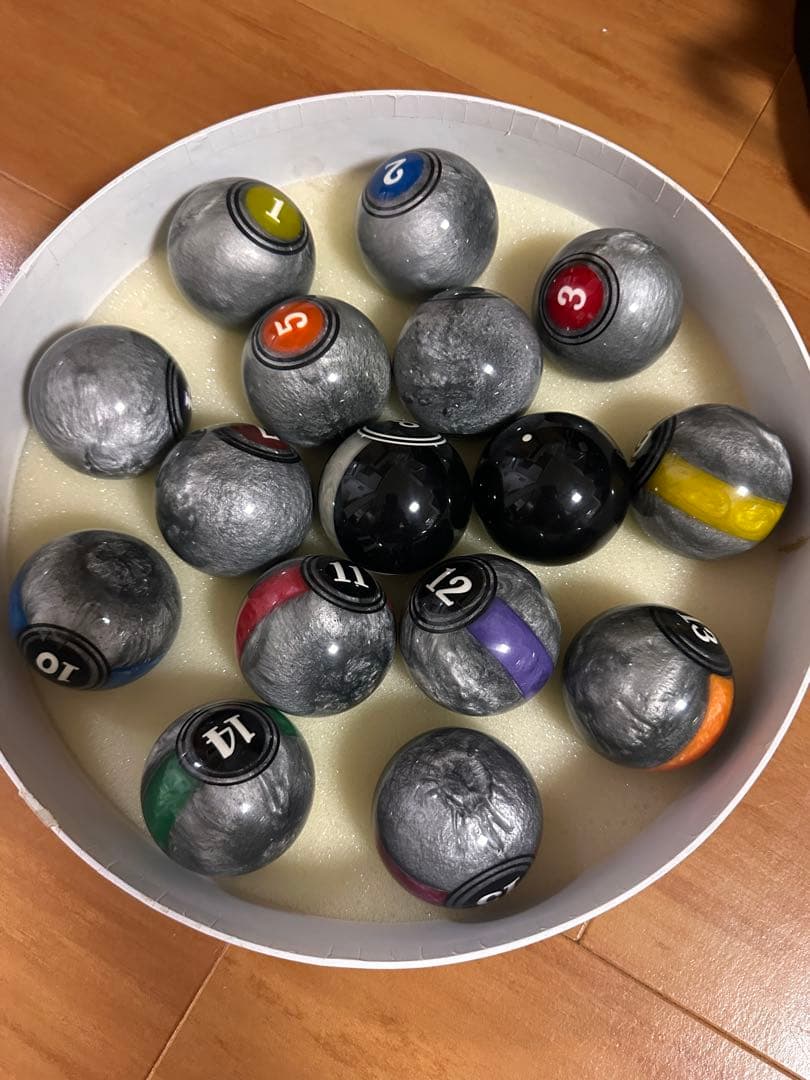 ビリヤードボールセット 15個 ケース付き