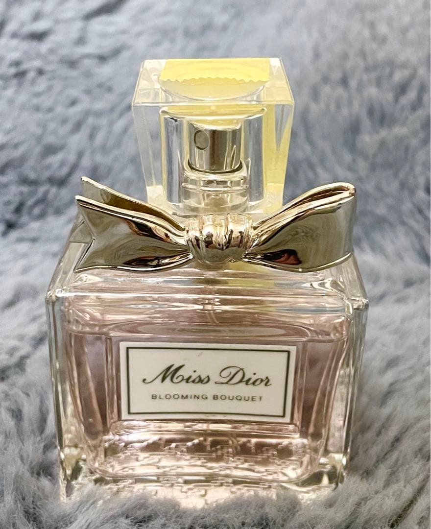 ほぼ未使用★MissDior ブルーニングブーケ　50ml オードトワレ 楽天市場】Dior ミスディオール ブルーミングブーケ オードトワレ EDT