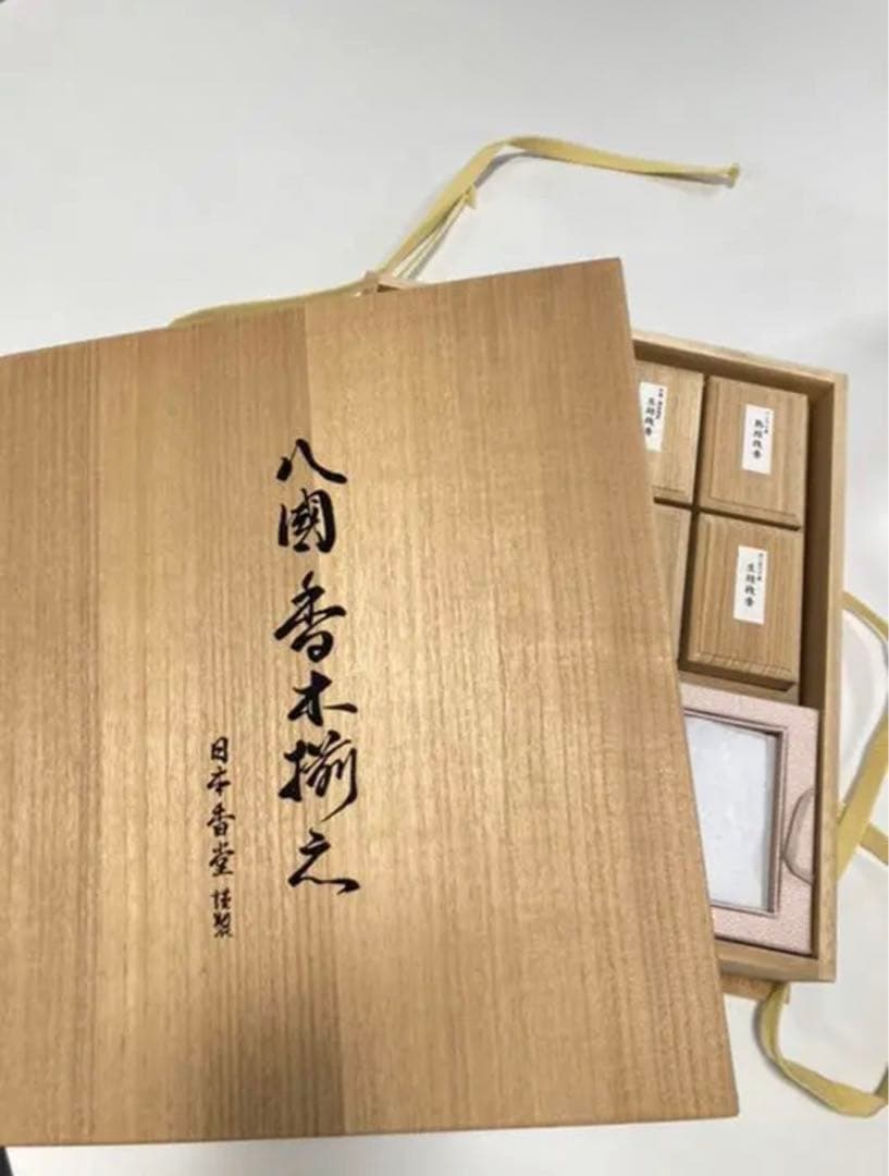 【JapanRabbit公式アカウント00ページ】日本香堂 八国香木揃え 日本の香｜日本香堂公式