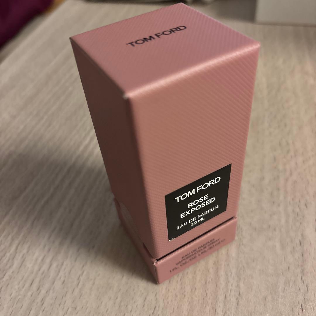 トムフォード ローズエクスポーズド　オードパルファムスプレィ
