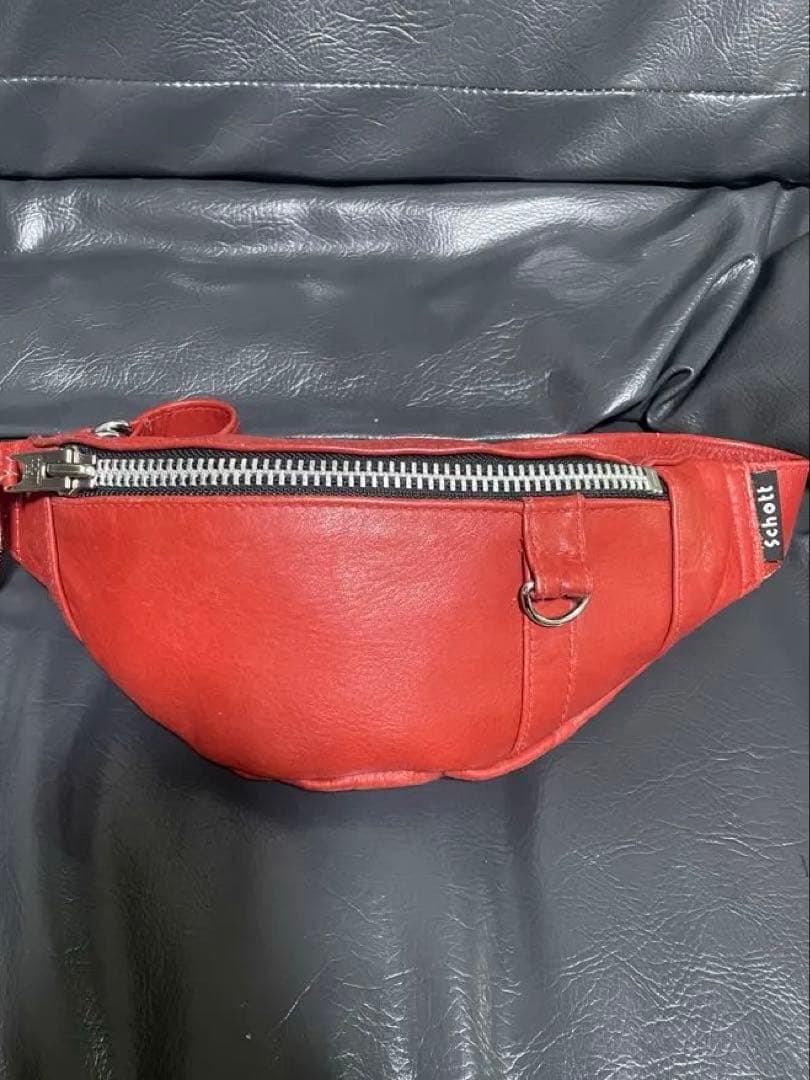 Schott レザー ボディバッグ レッド schott（ショット）の「Schott/ショット/NYLON RIDERS BODY BAG