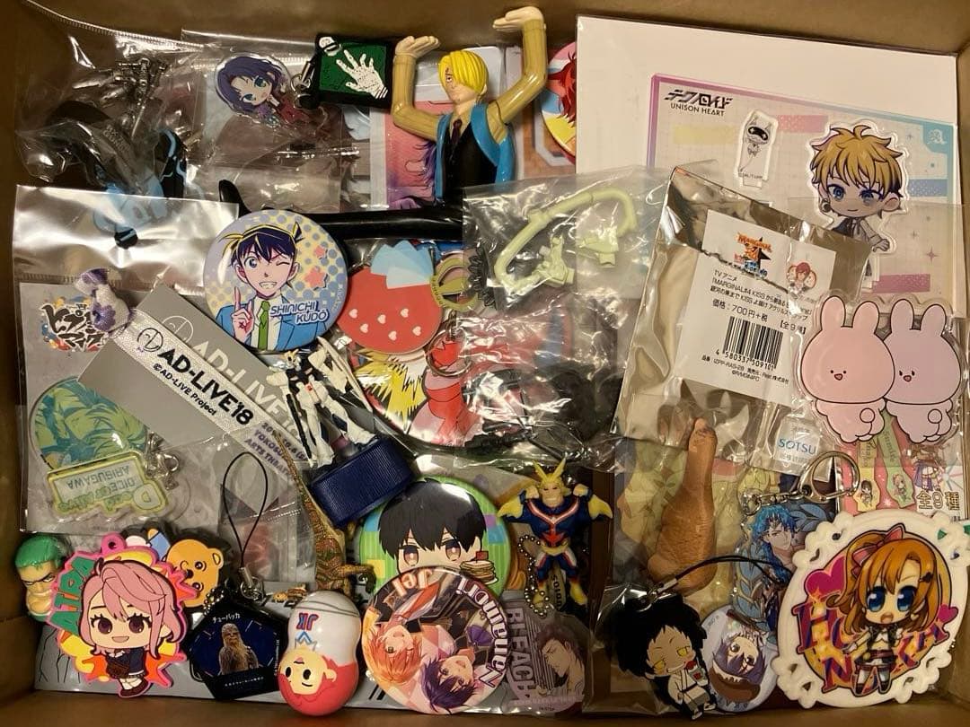 ✩.*˚ アニメグッズ まとめ売り 250点 ✩.*˚ - メルカリ