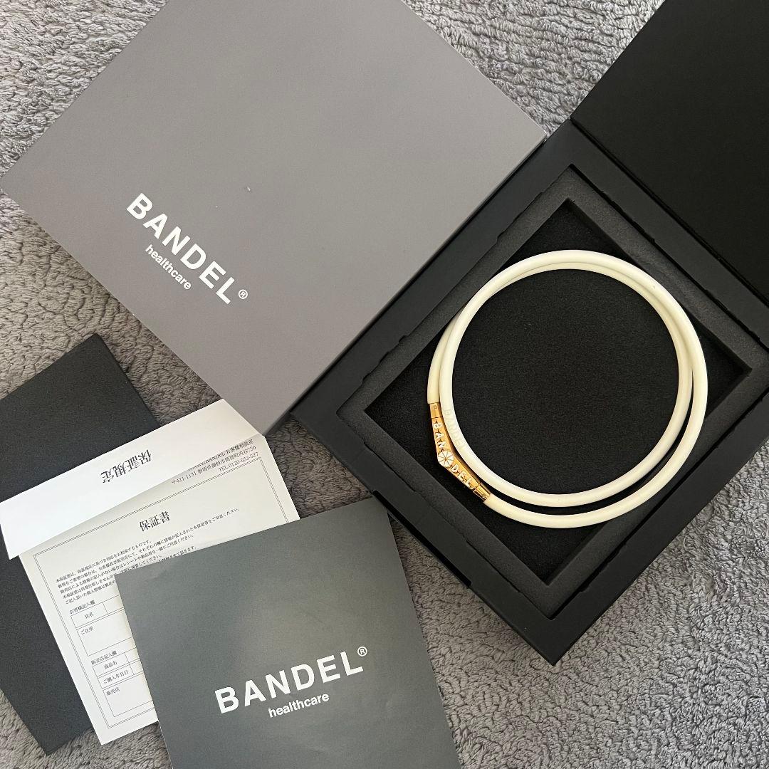 BANDEL バンデル　ネックレス　ホワイト　チタン　ラバー　ゴールド　白　金