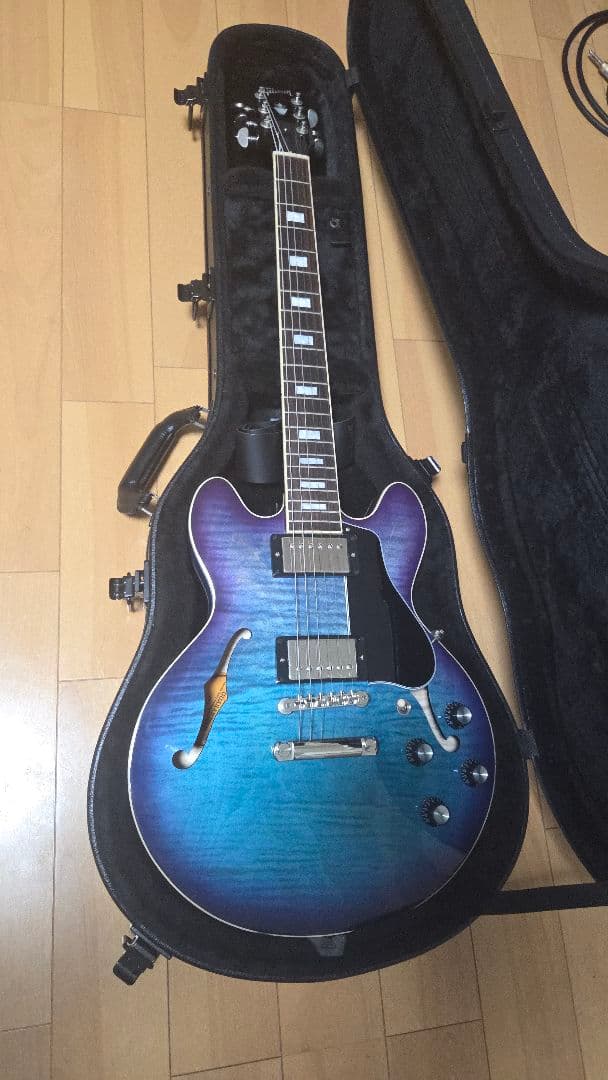 ギター Gibson ES-339 Figured Blueberry Burst Gibson ES-339 Figured Semi-Hollow Electric Guitar | Music & Arts