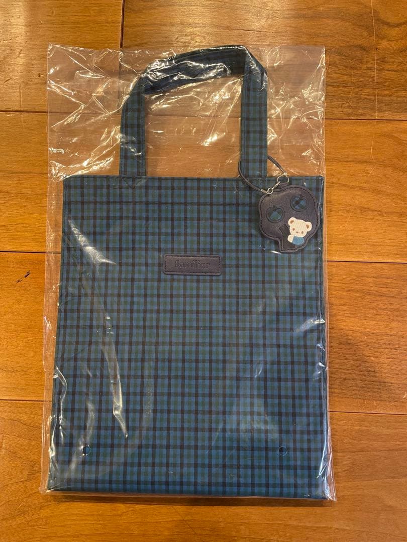 新品未使用タグ付き Familiar 青チェック トートバッグ 大 トートバッグS（青系ファミリアチェック）【2026年5月下旬以降順次お