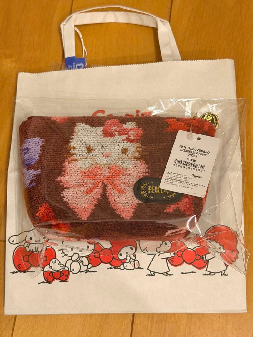 ハローキティ刺繍ポーチ ブラウン