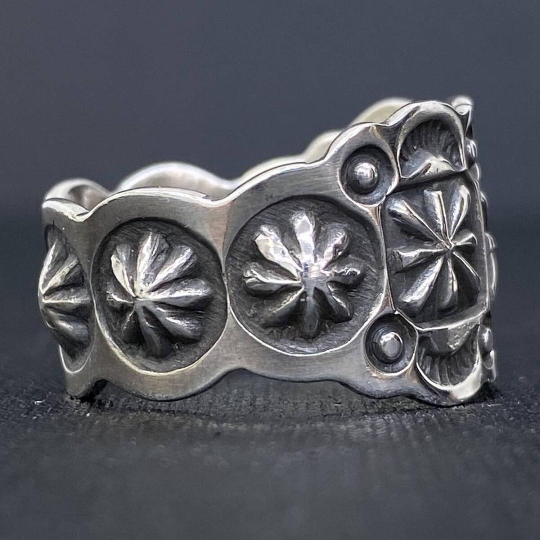 NAVAJO Darrell Cadman シルバーシェルコンチョリング 17号 - メルカリ