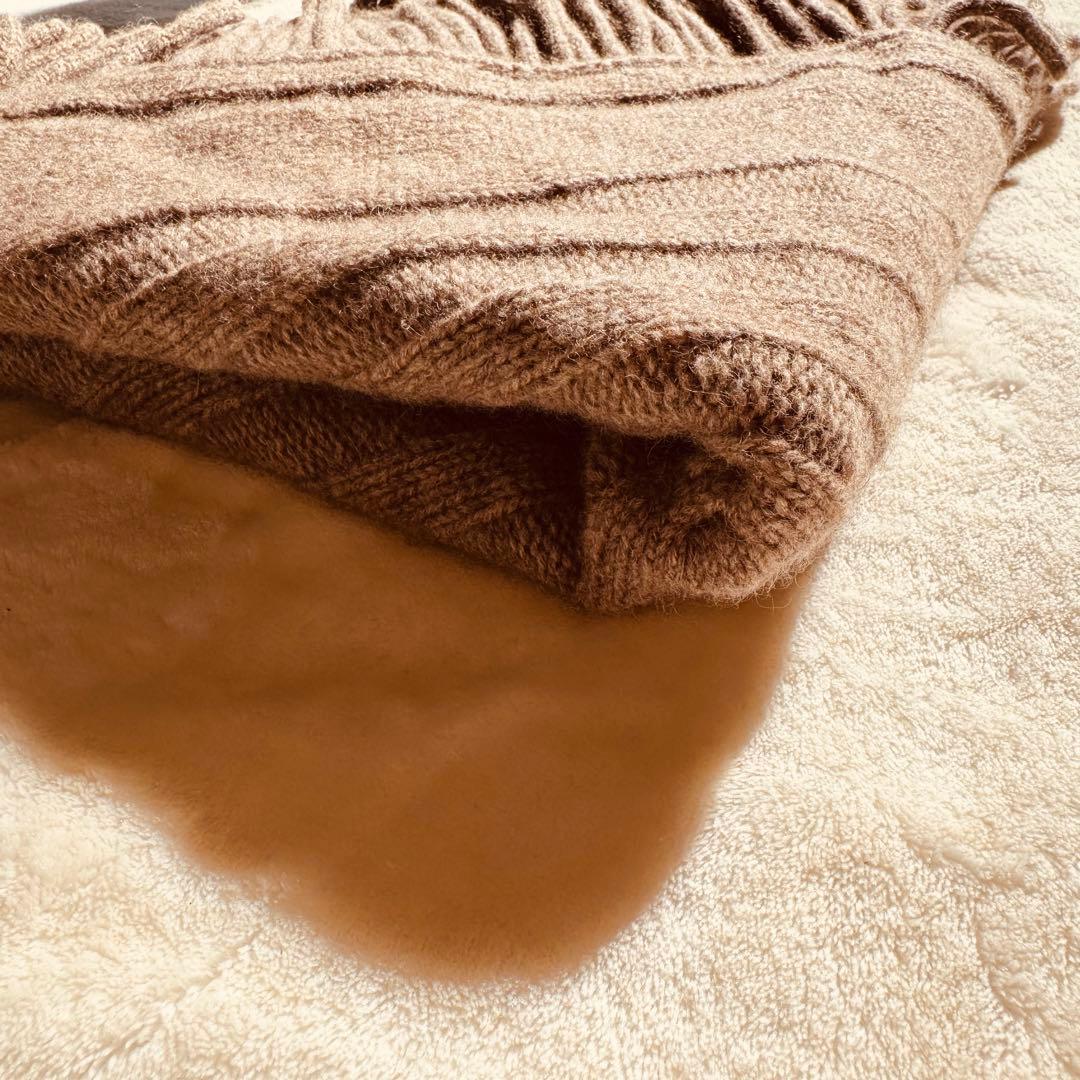 内モンゴル産 ヤクカシミヤ 100 ニット ポンチョ フリンジ付き