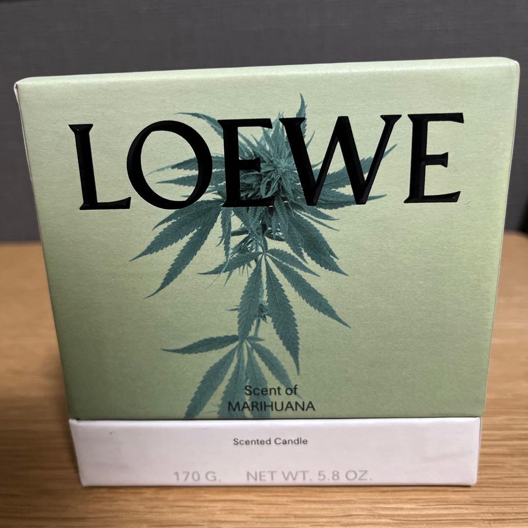 ロエベ　キャンドル　マリファナ