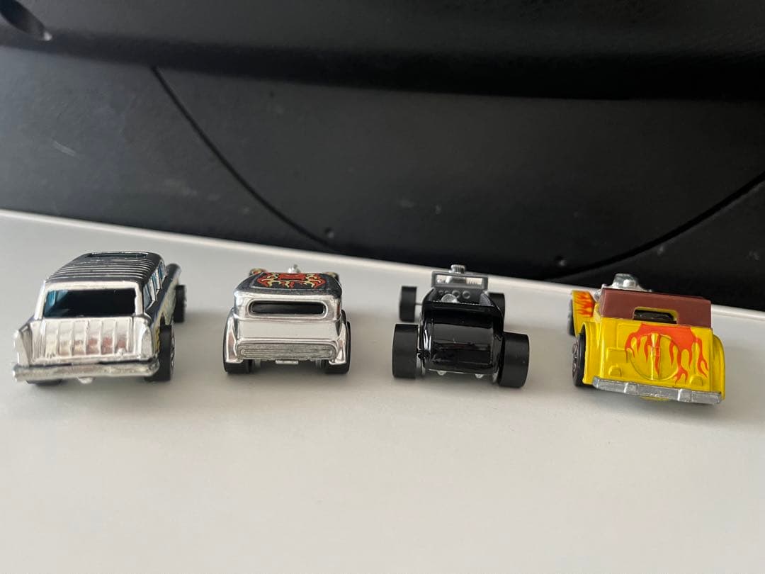HOT WHEELS ミニカーセミアンティーク1969年、1973年初期モデル