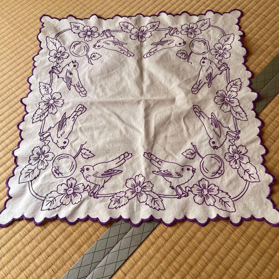 ハンガリー蚤の市　アンティーク刺繍　ドイリー ポーランド蚤の市 買付け】 30.5cm ヴィンテージ クロッシェレース