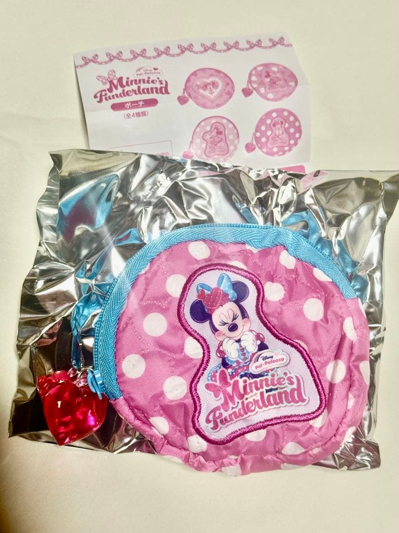 み*子様 カプセルトイ ポーチ ミニパル ディズニー・パルパルーザ