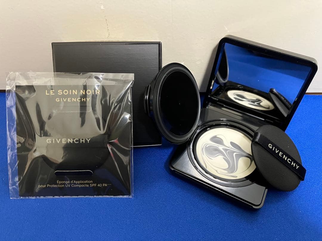ジバンシイ ソワン ノワール UV コンパクト 新品未使用 替えバフ付き