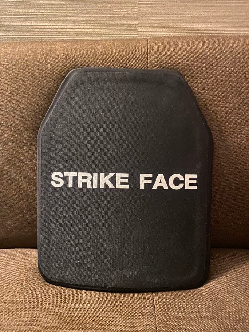 STRIKE FACE プレート NIJ-IV Mサイズ