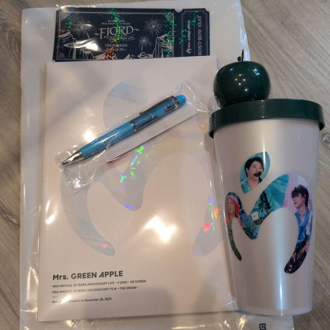 Mrs. GREEN APPLE☆ FJORD映画グッズセット☆ - メルカリ
