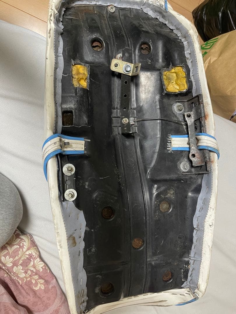 CBX400F墓石三段シート、XJR対応 - メルカリ