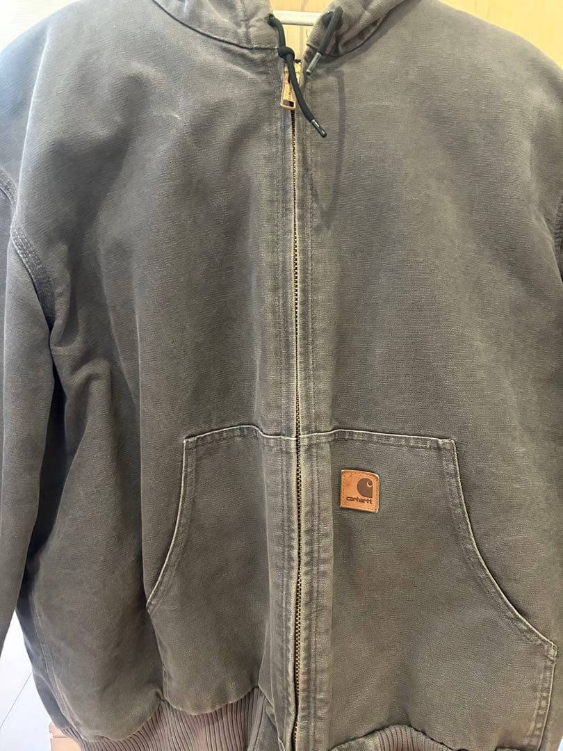 Carhartt グレー アクティブジャケット