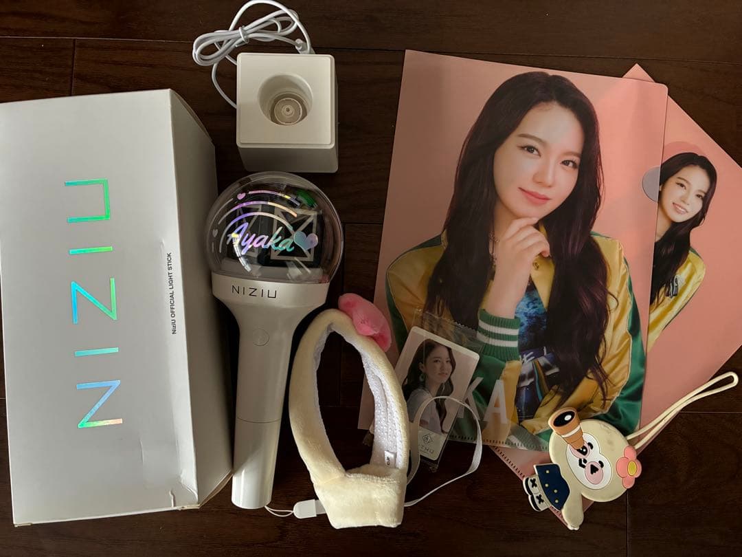 Niziu ペンライトセット　アヤカ
