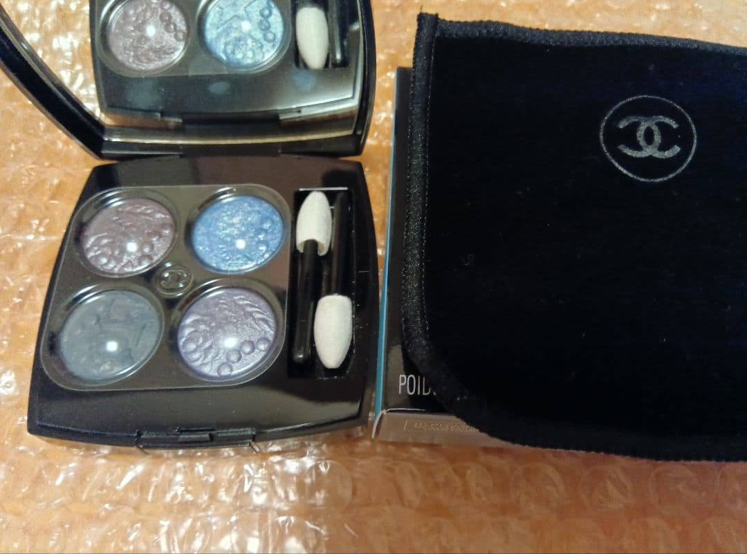 CHANEL レキャトル オンブル ニュイ アストラル 397