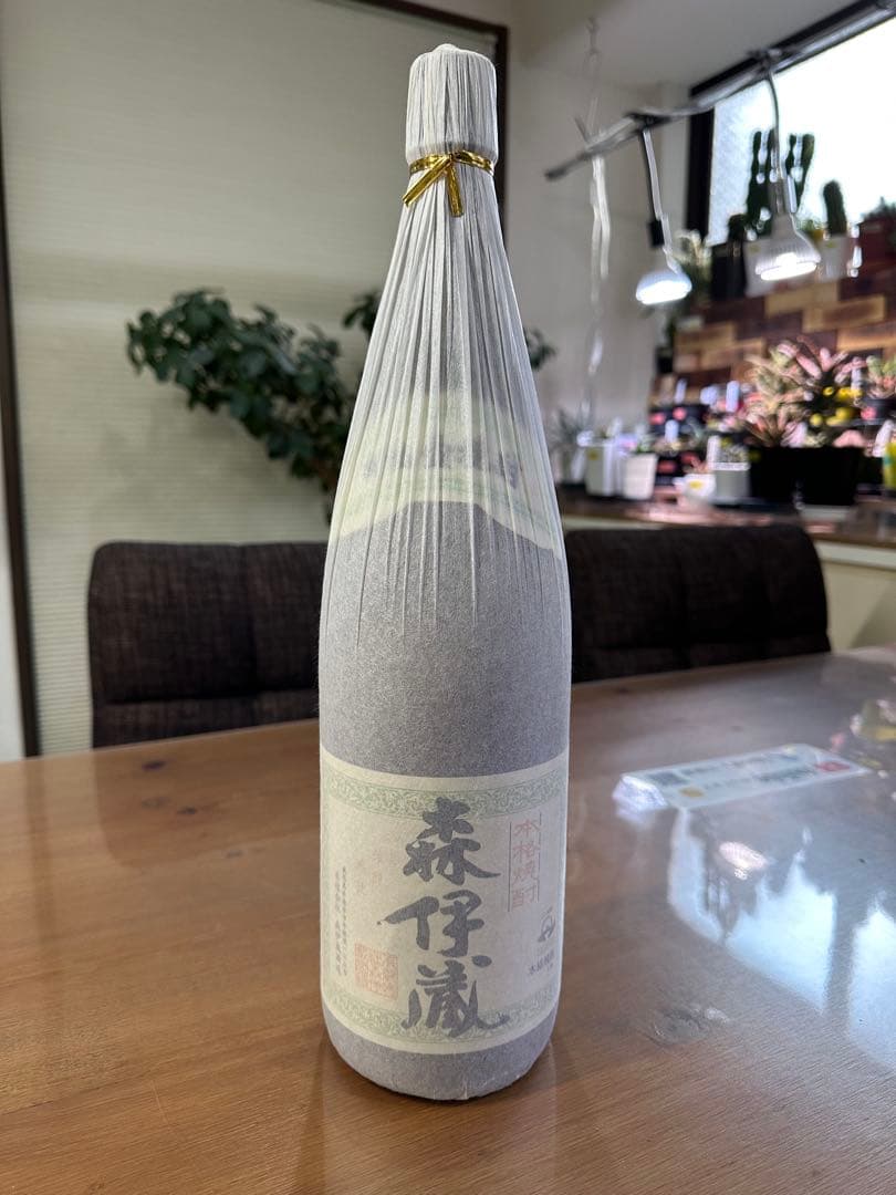 【幻の焼酎 森伊蔵 本格焼酎 1.8L】