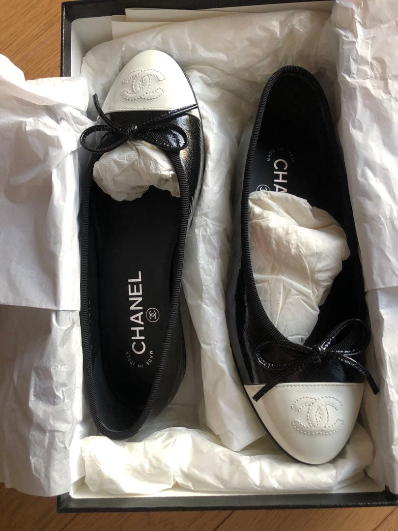 CHANEL バレエシューズ 黒/白