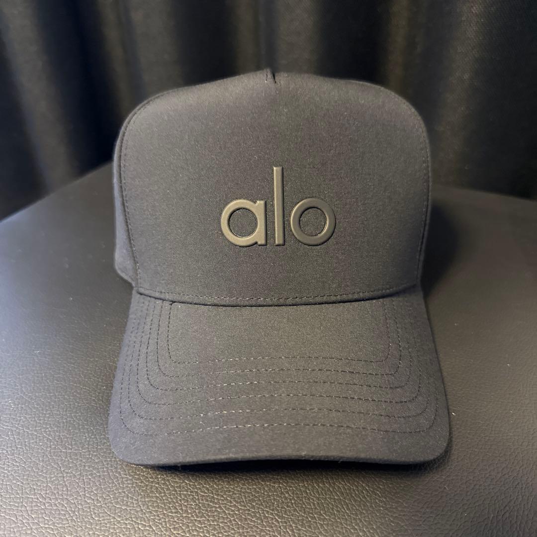 ど*。様 新品未使用 ALO Yoga Off-Dutyキャップ　black ワ