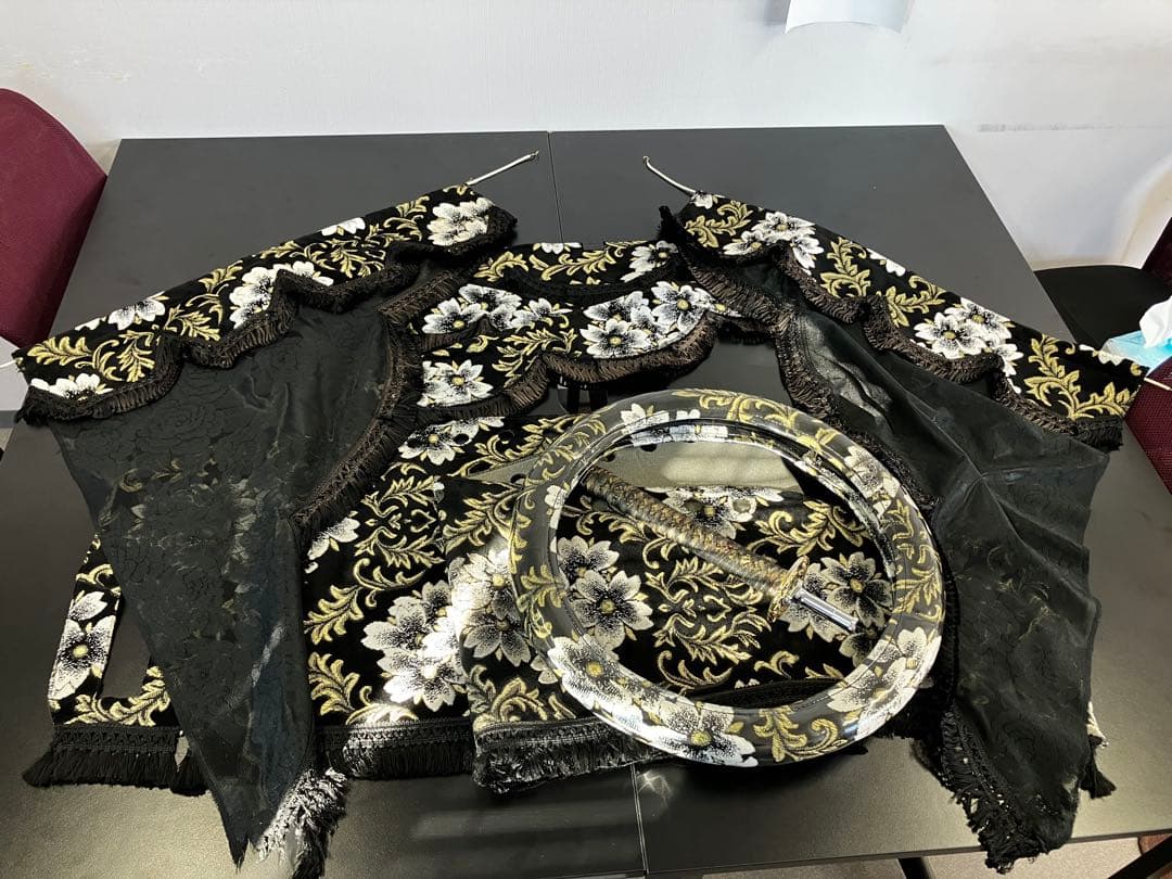 いすゞ　フォワード07 室内アクセサリー　和柄　雅の桜　中古品