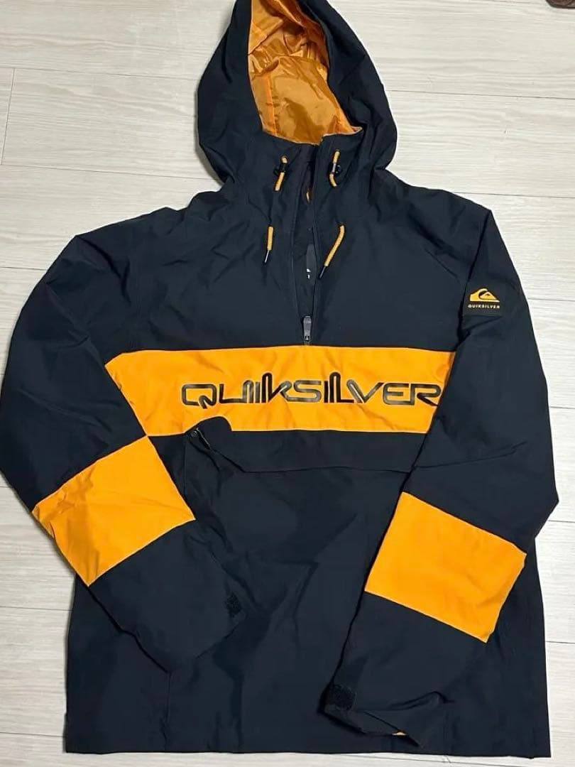 Quiksilver スノーボードウェア