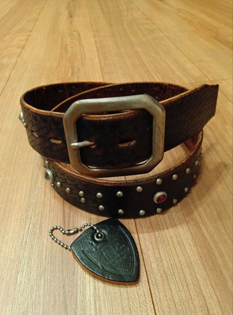 HTC★スタッズベルト 34