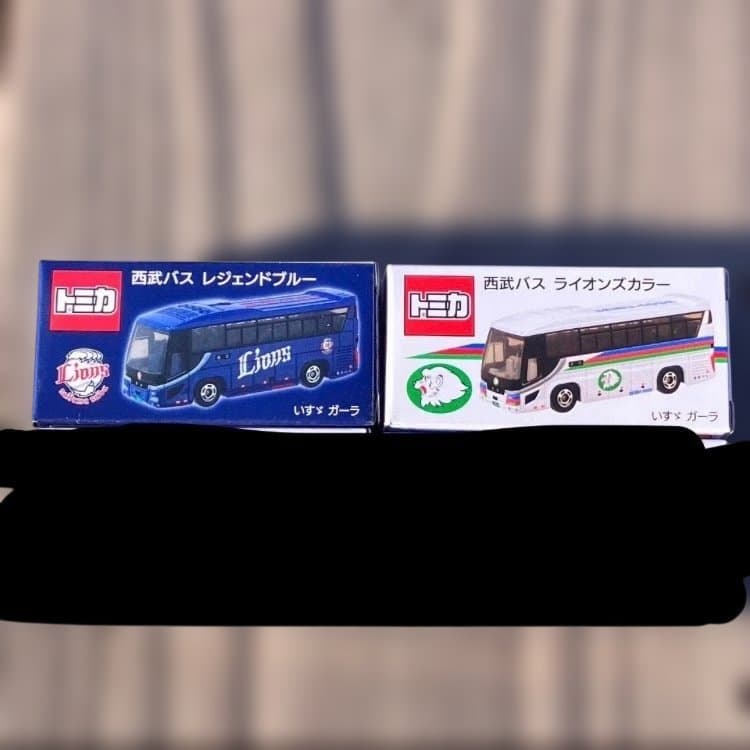 トミカ 西武バス レジェンドブルー & ライオンズカラー