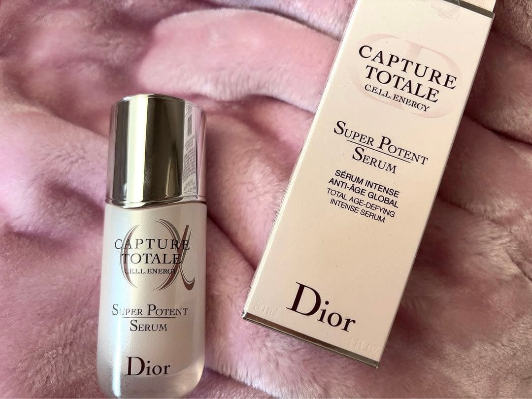 化粧下地 Dior CAPTURE TOTALE Super Potent Serum