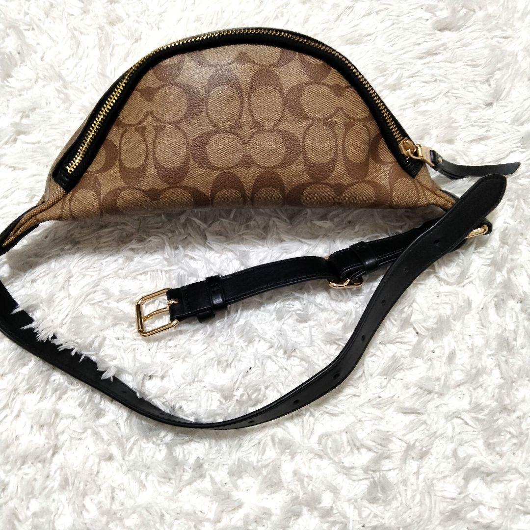 極美品 コーチ ウエストポーチ シグネチャー PVC ブラウン パックマン