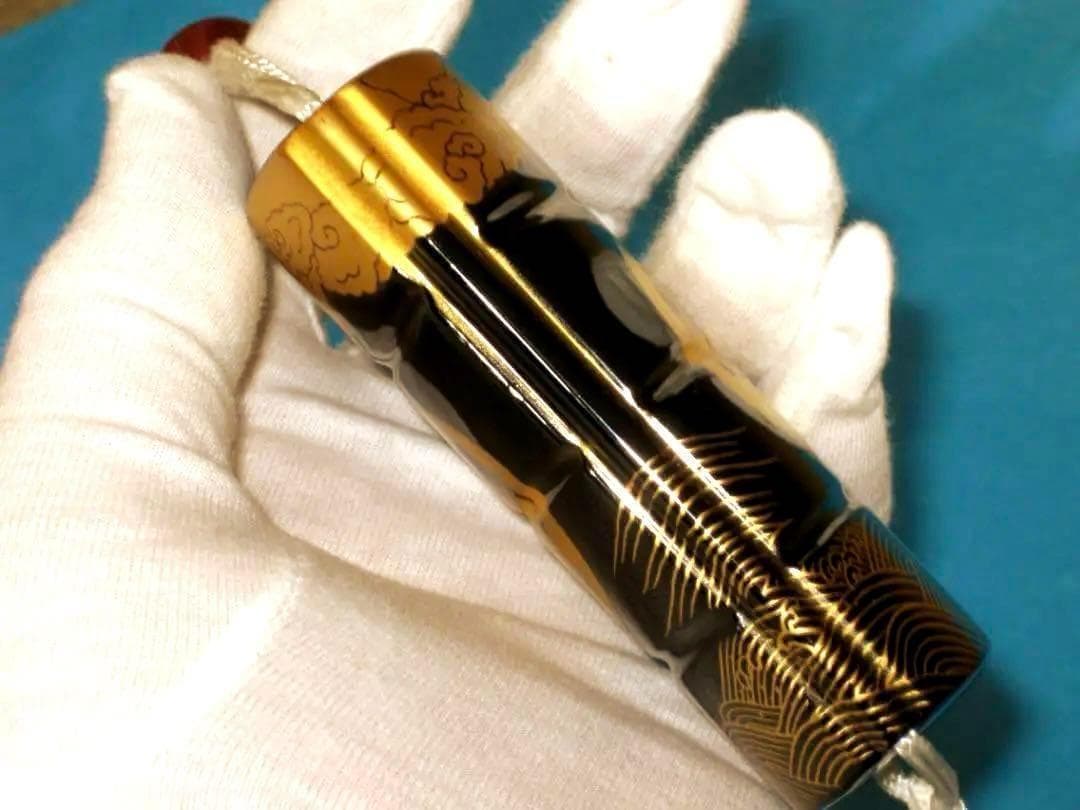 水戸黄門 印籠 三つ葉葵 里見浩太朗 武田鉄矢