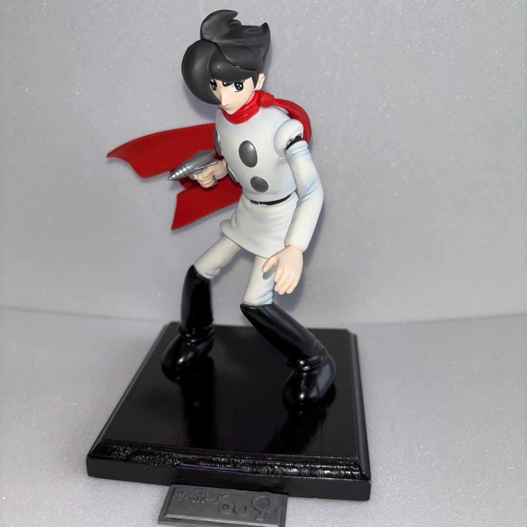 サイボーグ009 島村ジョー　フィギュア　白衣装　レア Amazon | サイボーグ009 島村ジョー フィギュア 白 検石ノ森章太郎