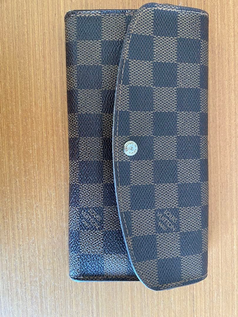 ダミエ パターン長財布