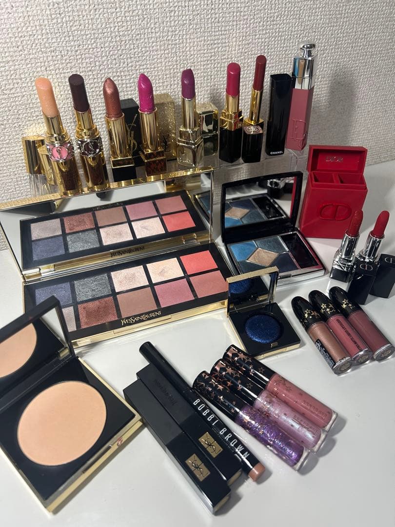 デパコス コスメ まとめ売り Mac イヴサンローランCHANEL　新品あり デパコスの春限定＆新作コスメ86選、最新シャネル、ディオール、ポール