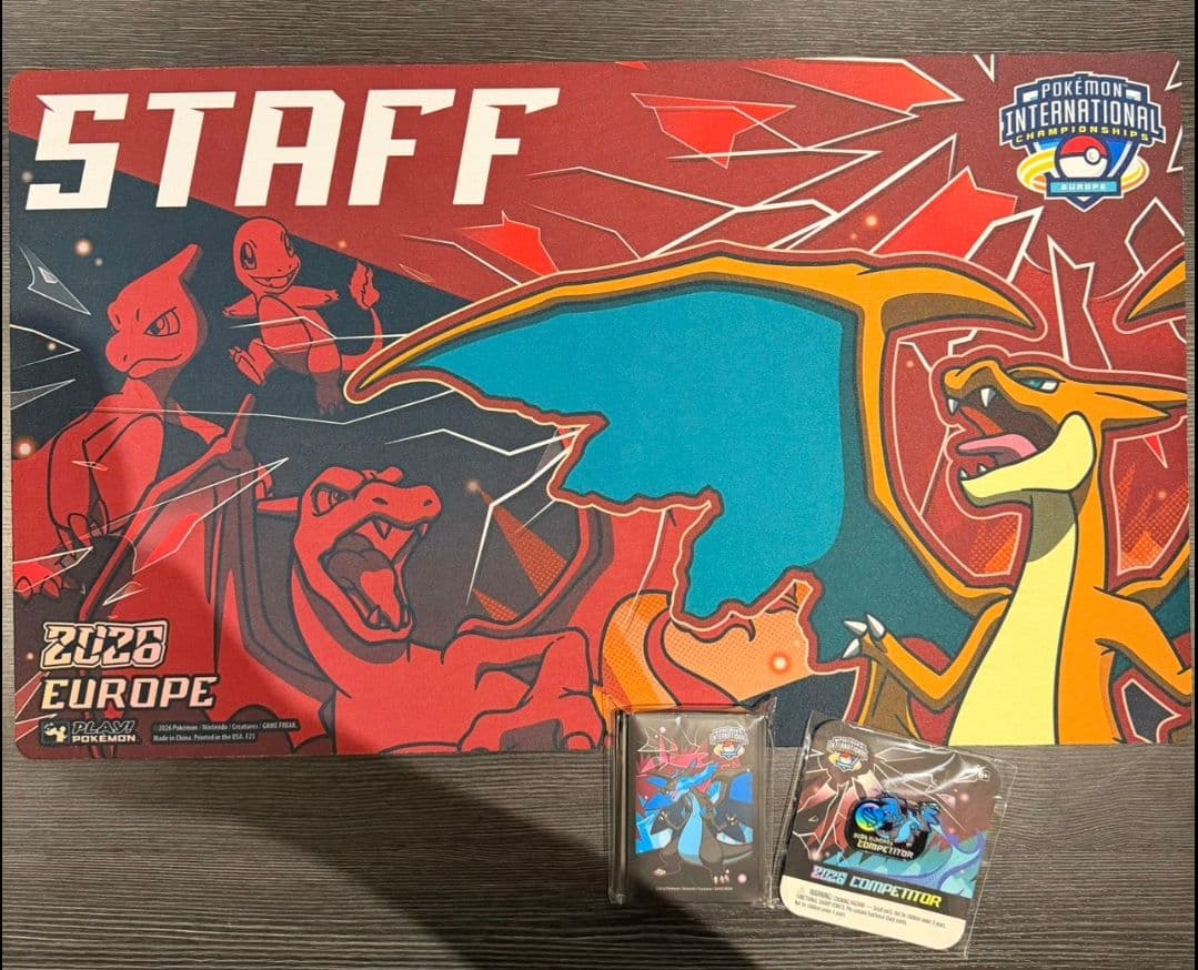 EUIC STAFF限定 メガリザードンY プレイマット ポケモンカード ポケカ