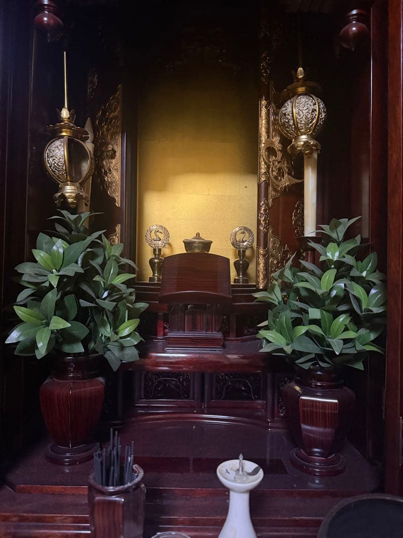 90前後？総無垢シタン？巨大家具調仏壇 最高級 中古品最終赤字大処分