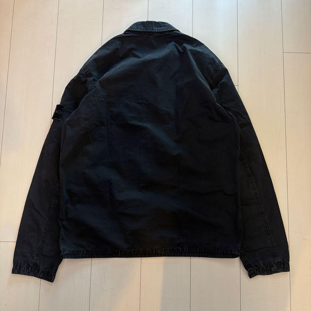 早い者勝ち！Stone Island L ブラックガーメントダイシャツジャケット