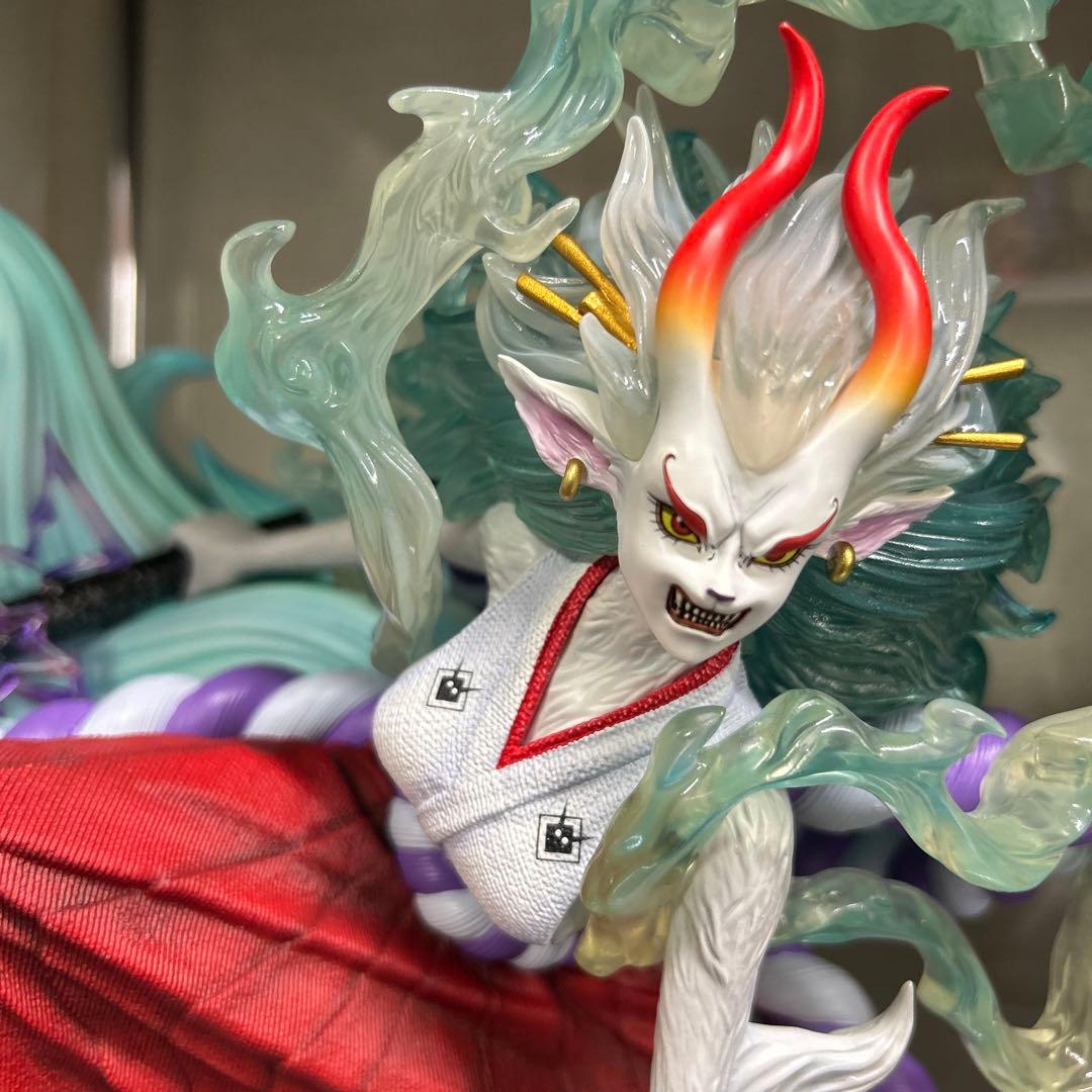 ワンピース ヤマト 人獣型 フィギュア - メルカリ