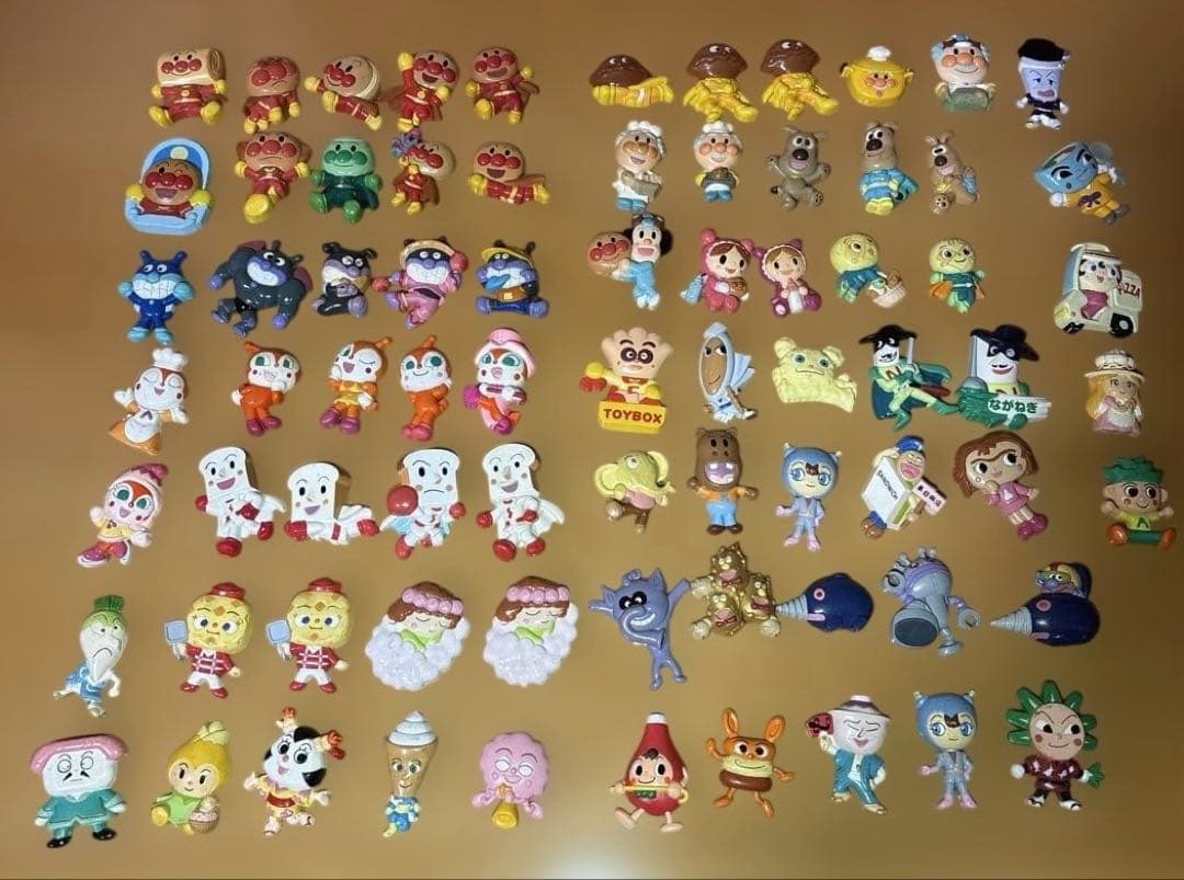 【週末限定値下げ】アンパンマン くっつくんです　75個マグネット　まとめ売り 楽天市場】【送料無料】それいけ！アンパンマン くっつくんです40 全