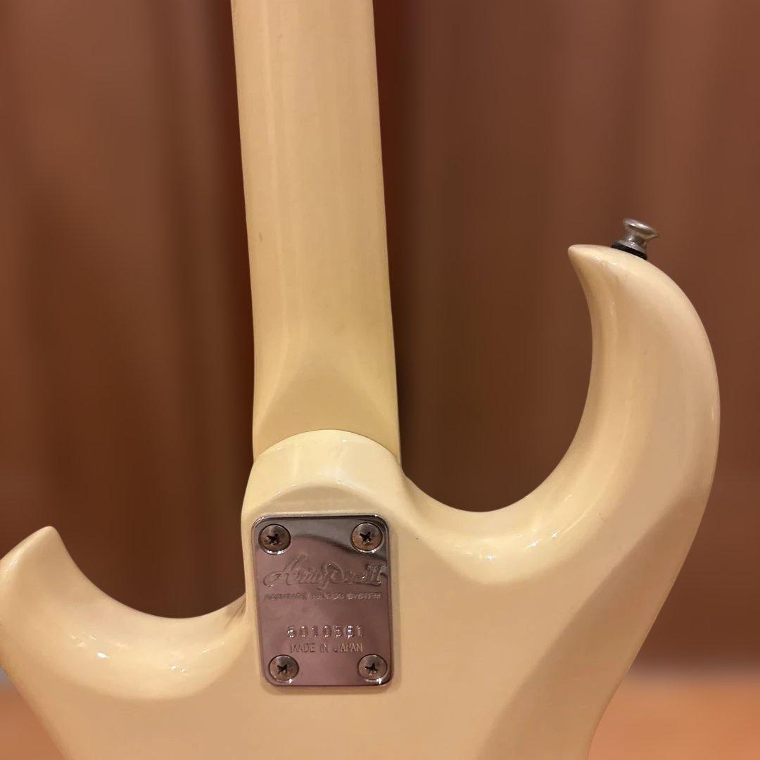 Kenさん専用】Aria Pro II RS Wildcat アーム付 新品弦 - メルカリ