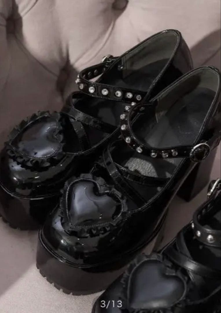 pium 3wayドーリークロスパンプス　ブラックエナメル　Mサイズ