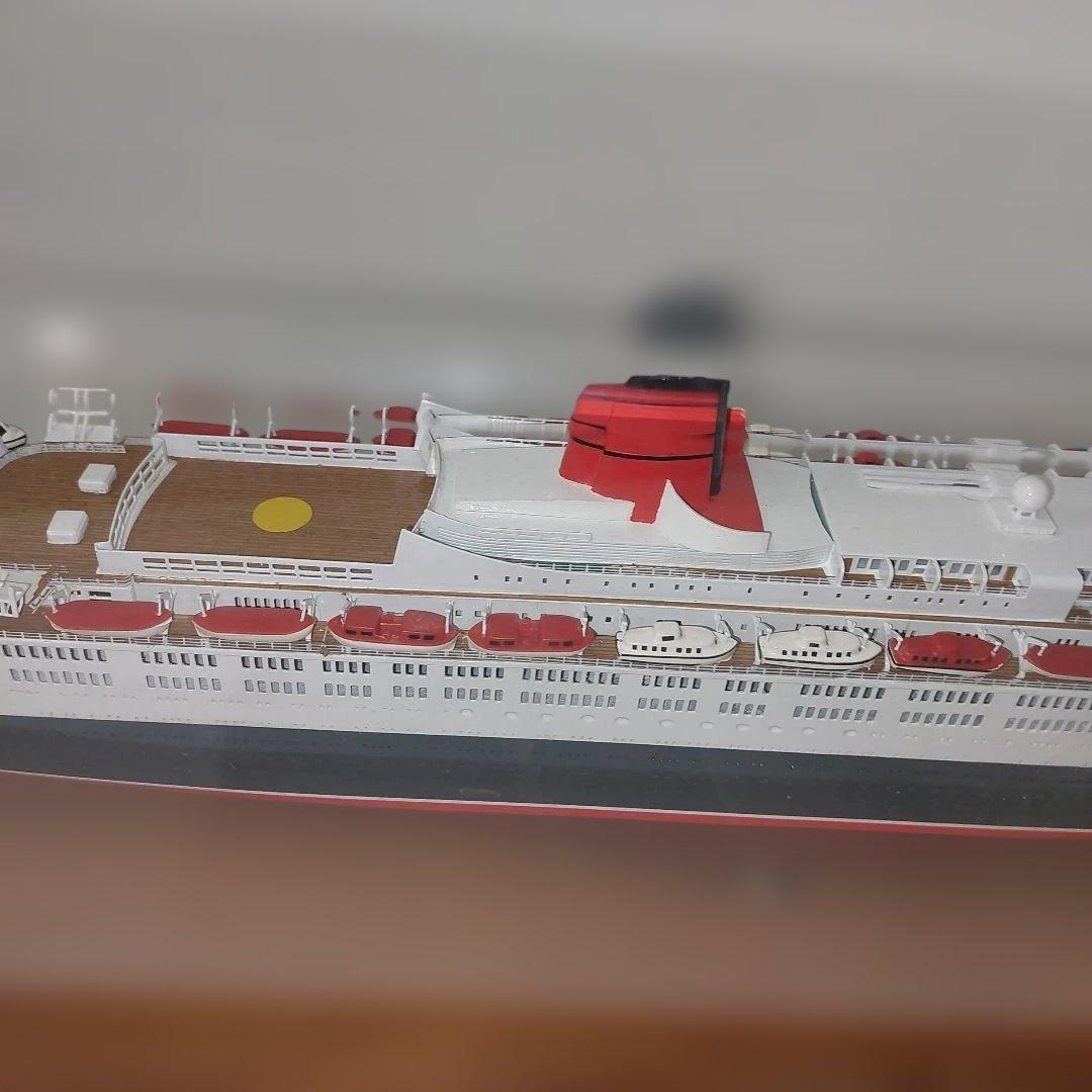 ラ*ー様 Queen Elizabeth 2の詳細な模型 CUNARD 船模型 - メルカリ