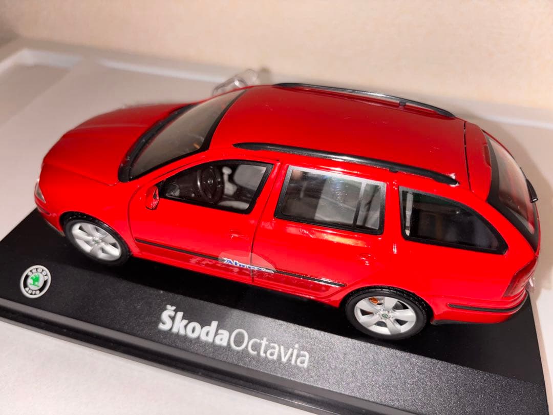 【超希少】1/24 Abrex Skoda Octavia Combi シュコダ