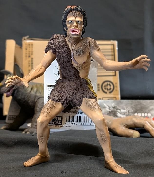 フランケンシュタイン対バラゴン（バンダイプレミアム）怪獣番外地