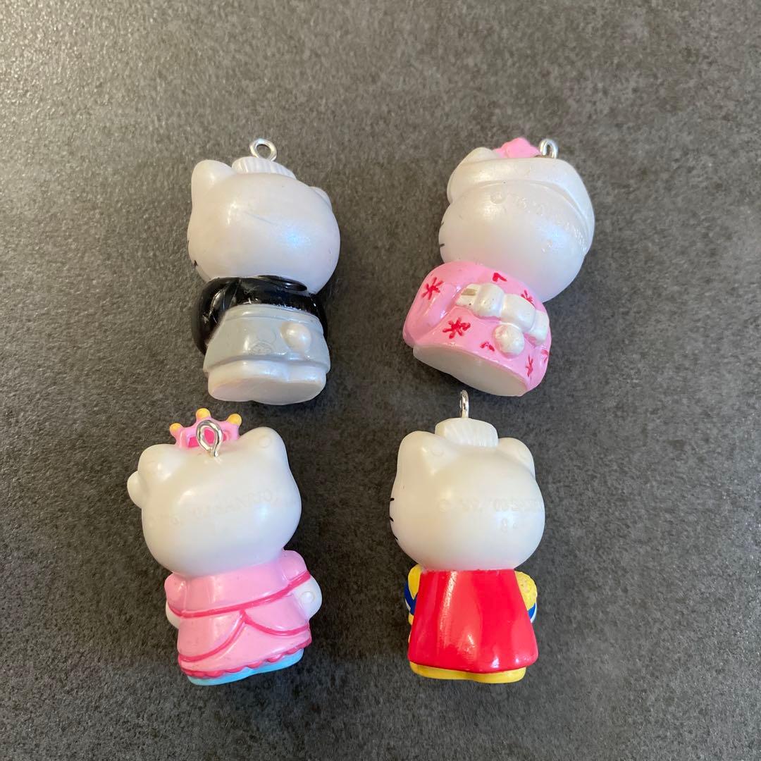 サンリオ ハローキティ ストラップ 12個セット 2000~2001年当時物
